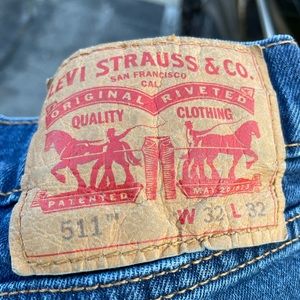 Levi’s 511 size 32/32 for sale.